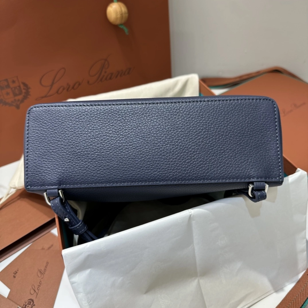 MOMO-- 8oro Pi191 FAM6491-W0PD L23.5 sheepskin item:E-B563H2910H